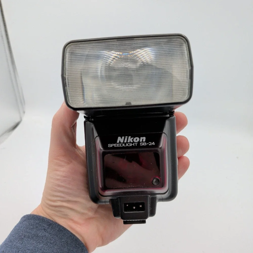 Nikon Speedlight SB-24 Shoe Mount Flash for SLR‎ DSLR Cameras Black SB24